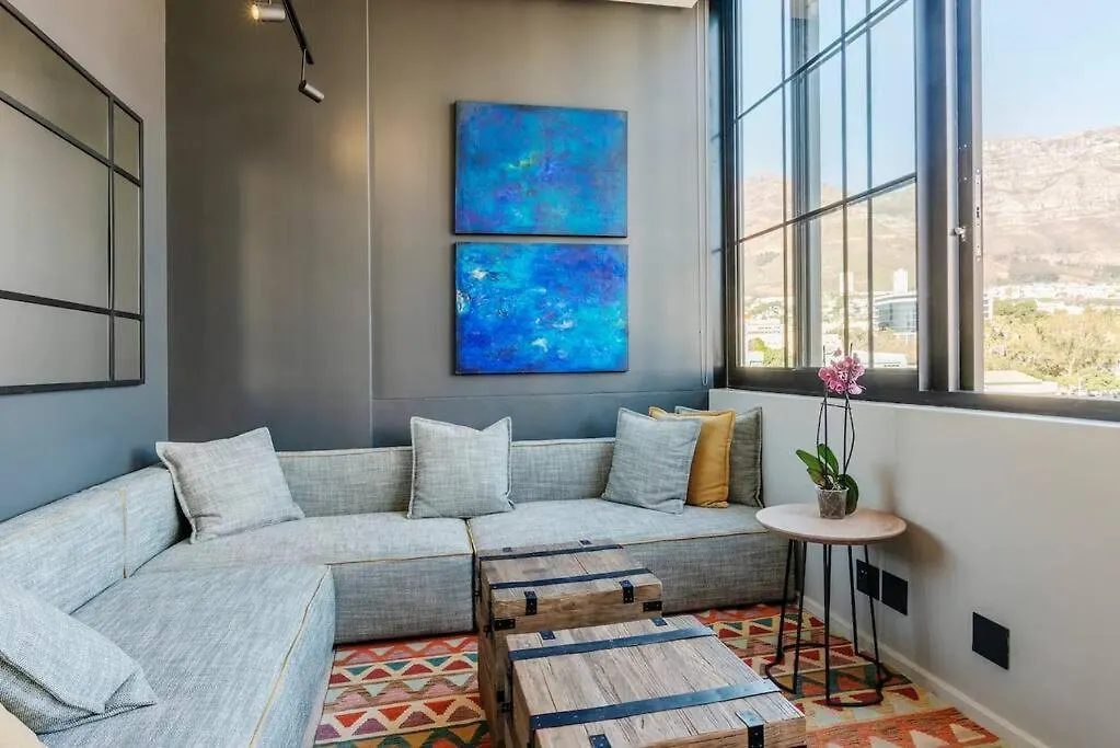 Luxury Studio Apartment - Coworking - City Views Cape Town South Africa